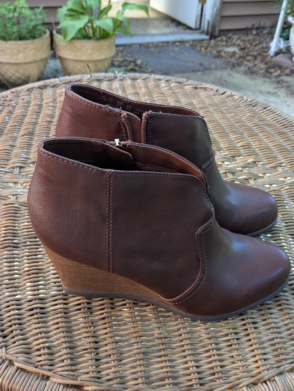 Dr. Scholl's Brown Leather Wedge Ankle Booties